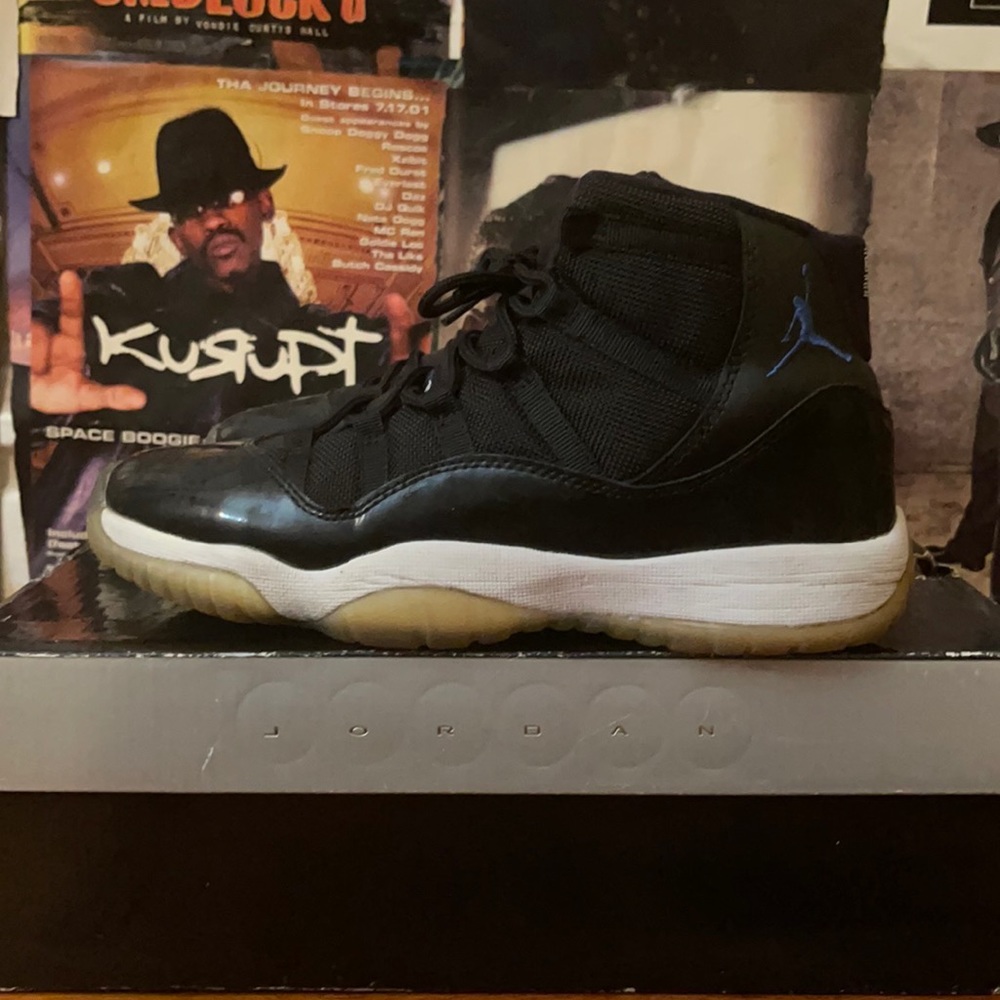 Jordan 11 “Space Jam” size 6.5
